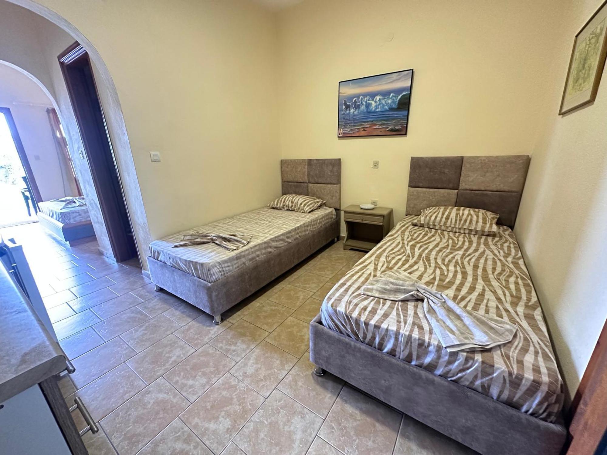 The Flower Apartments Toroni Esterno foto
