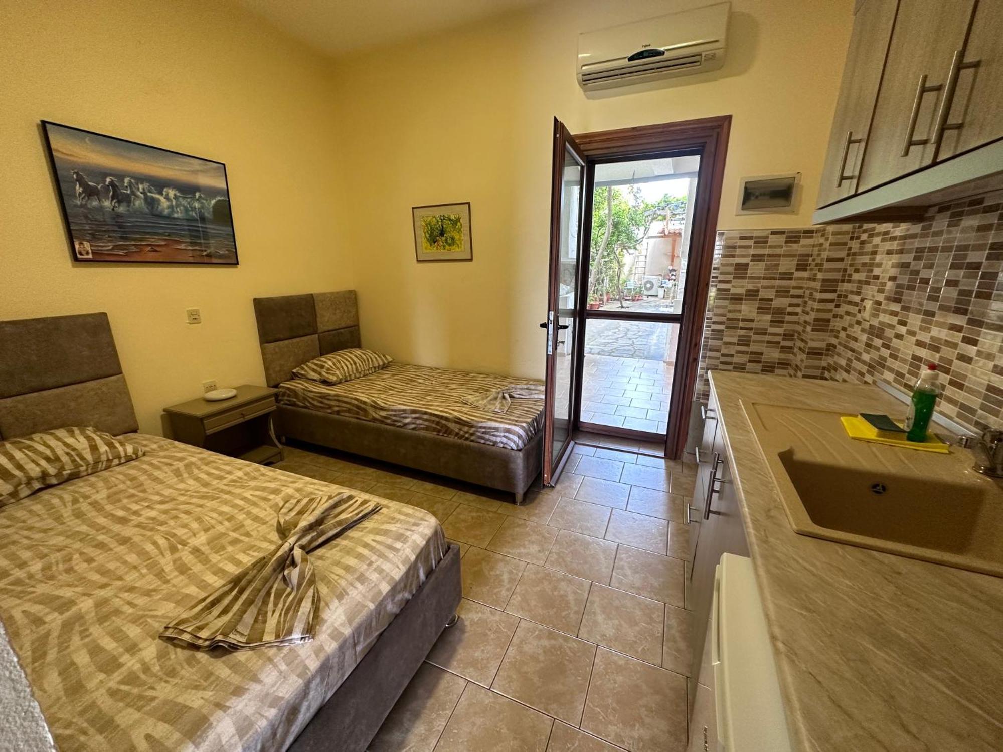 The Flower Apartments Toroni Esterno foto