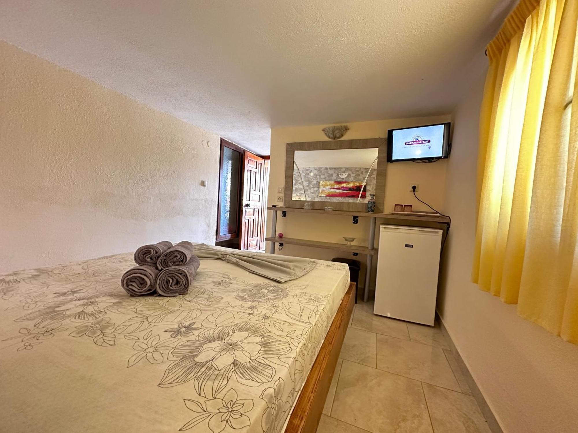 The Flower Apartments Toroni Esterno foto