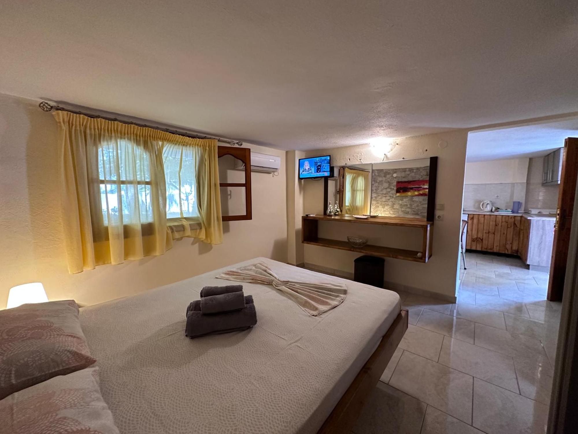 The Flower Apartments Toroni Esterno foto